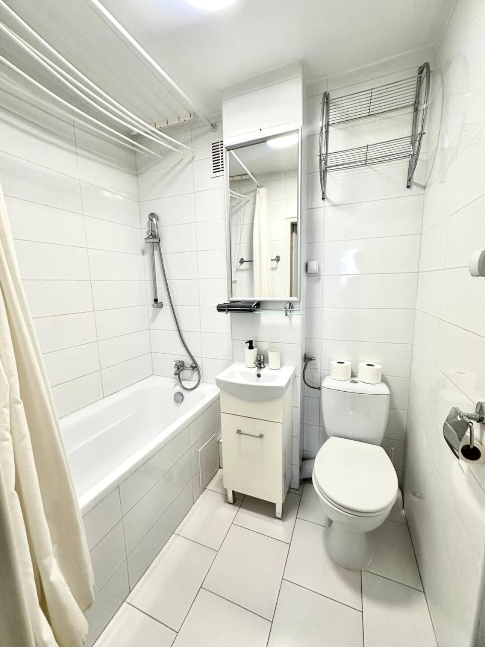 Ohmyhome - Park Mirowski Apartment Warszawa Eksteriør bilde