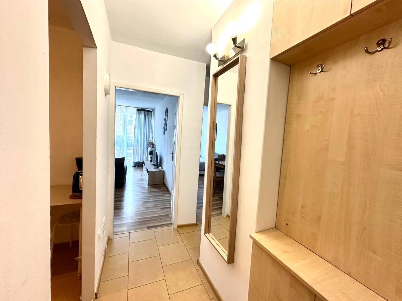 Ohmyhome - Park Mirowski Apartment Warszawa Eksteriør bilde